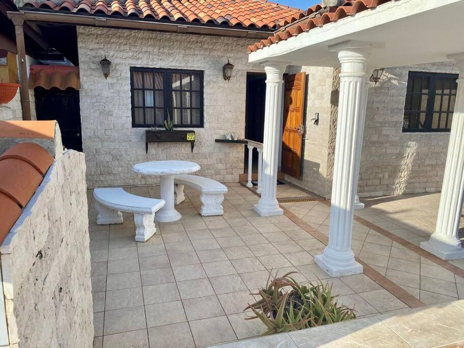 3-Bedroom Villa With A Jacuzzi Noord Zewnętrze zdjęcie